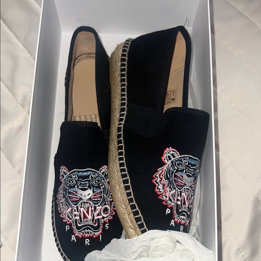 Kenzo Black Espadrilles with Embroidered Tiger